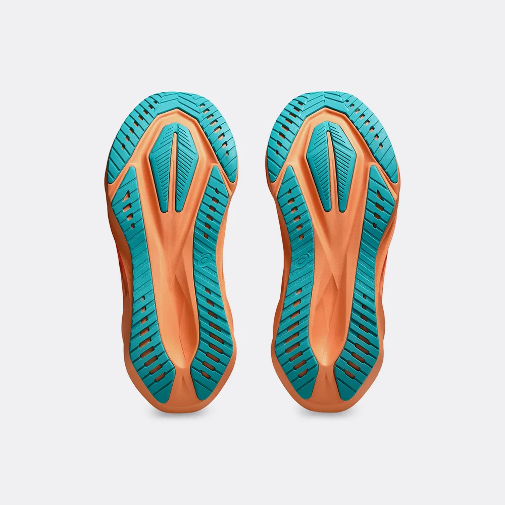 Asics Novablast 5 - Image 12