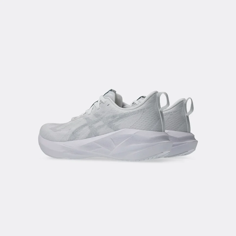 Asics Novablast 5 - Image 17