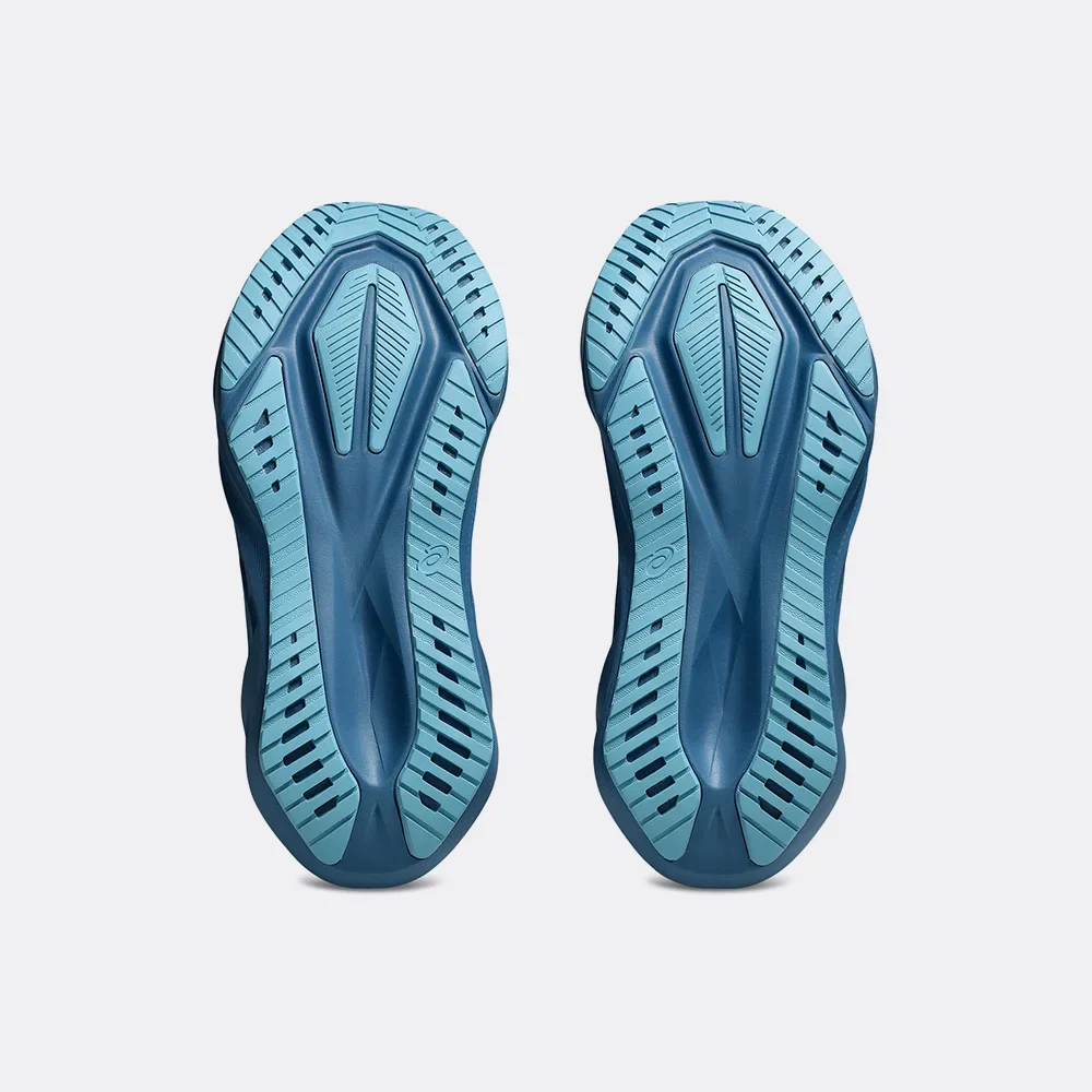 Asics Novablast 5 - Image 4