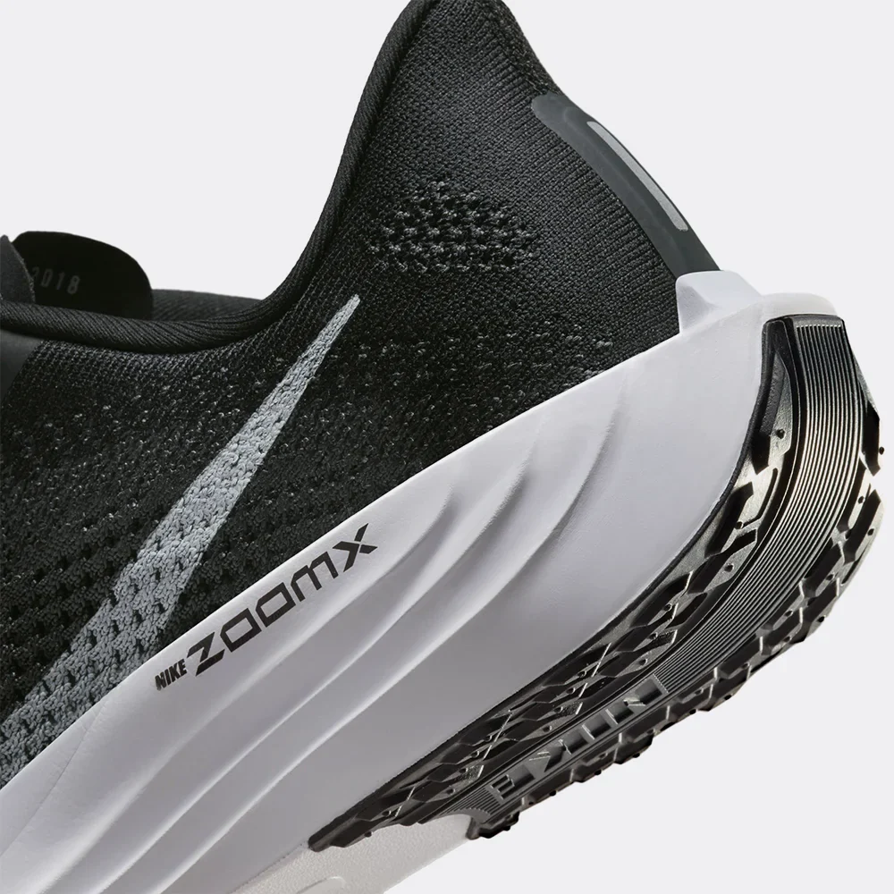 Nike Pegasus Plus - Image 16