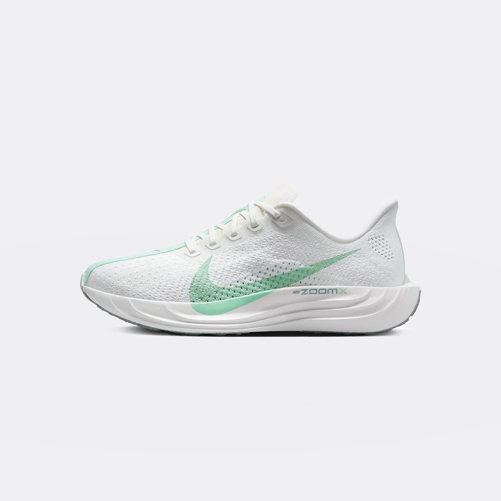 Nike Pegasus Plus - Image 17
