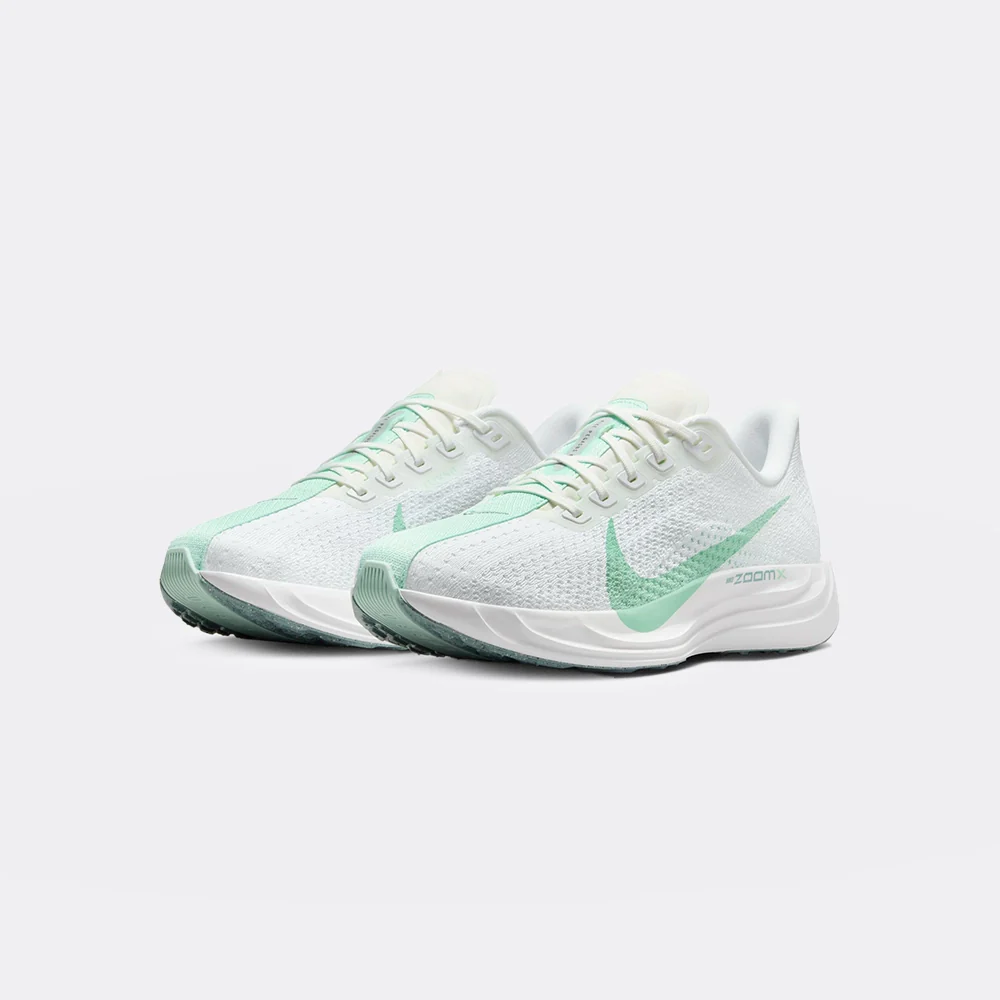 Nike Pegasus Plus - Image 19