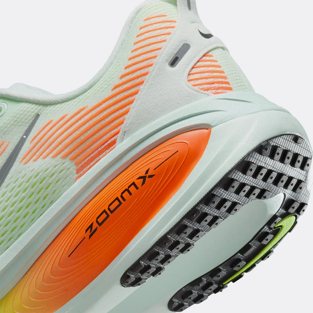 Nike Vomero 18 - Image 8
