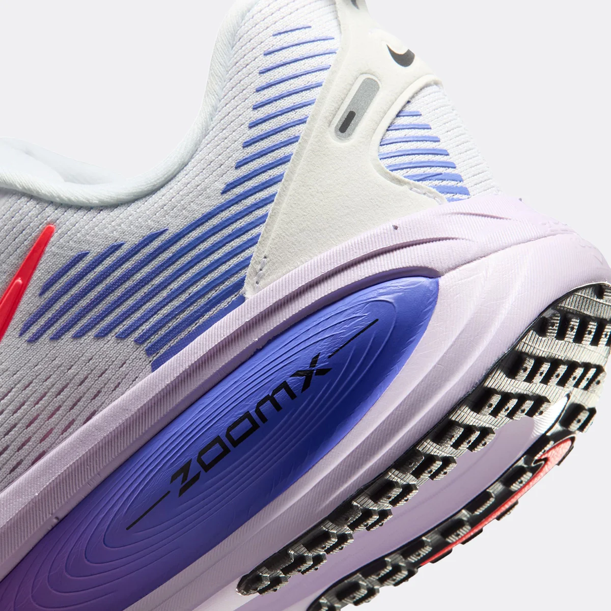 Nike Vomero 18 - Image 31