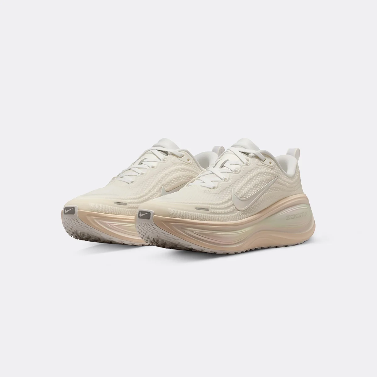 Nike Vomero Plus ESS - Image 2