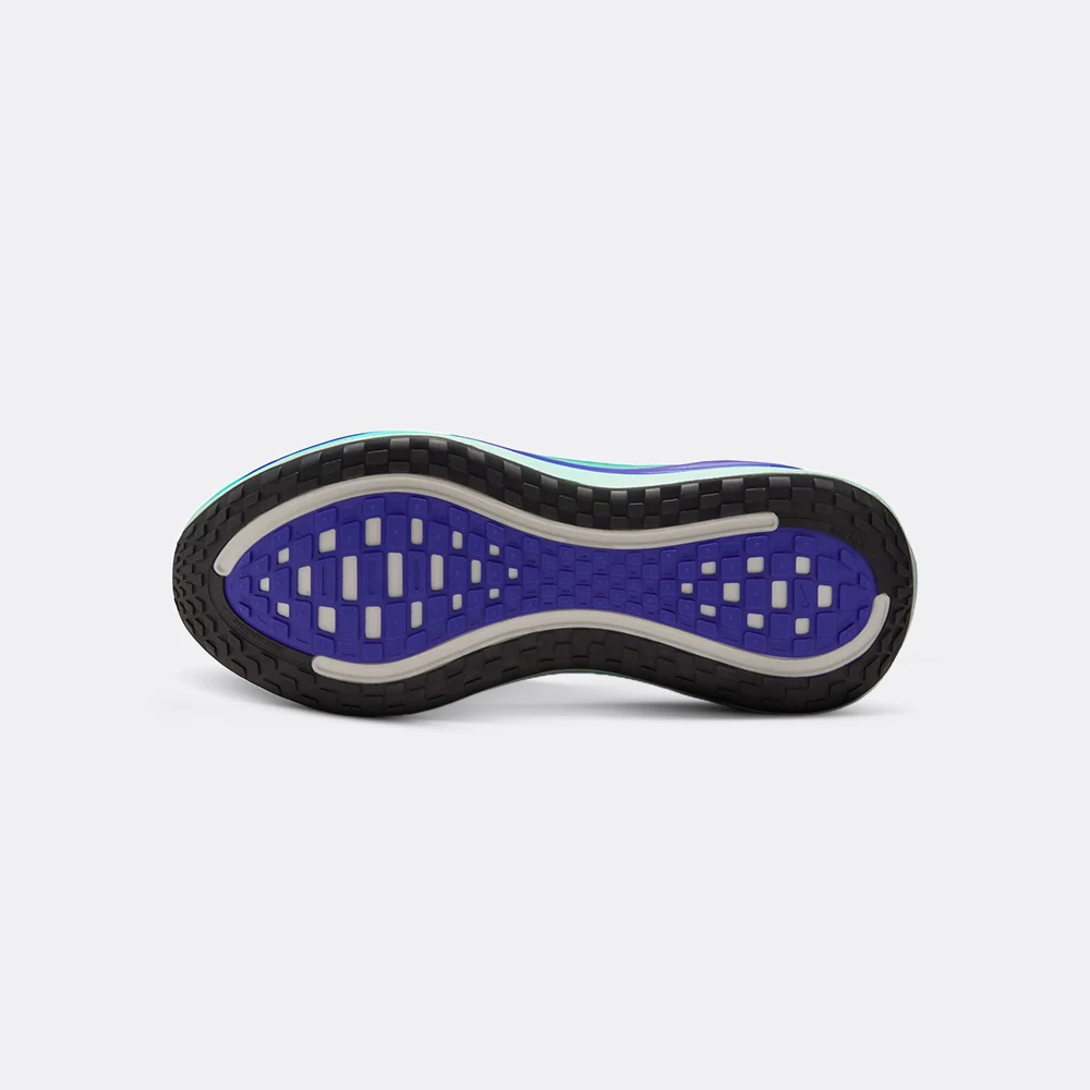 Nike Vomero Plus - Image 29