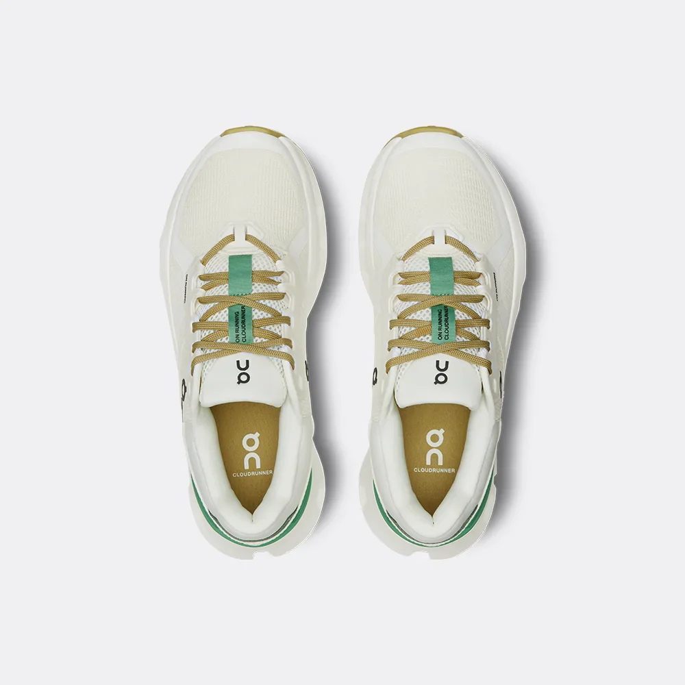 On Cloudrunner 2 - Image 9